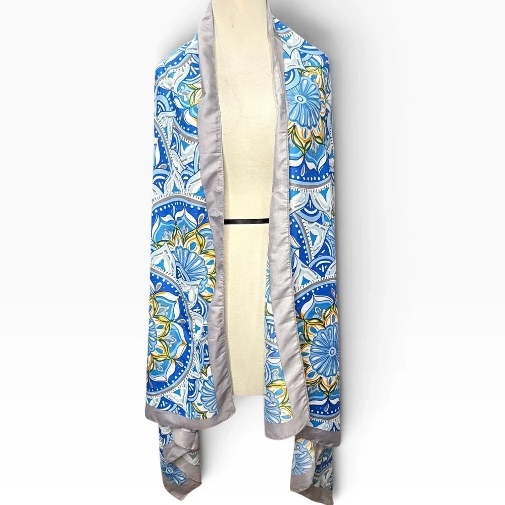 Caracciolo Napoli Maiolica Ceramic Print Scarf Blue White Floral Medallion Wrap